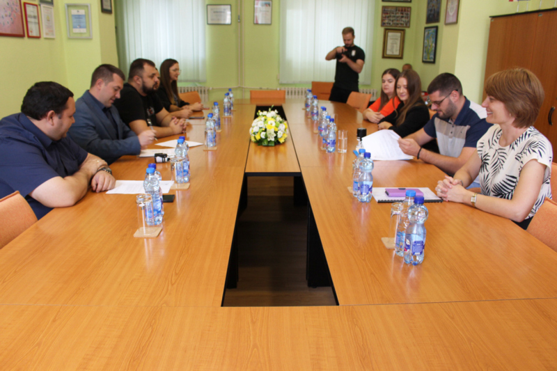 szerzodes alairasa 2025 szept 26 1