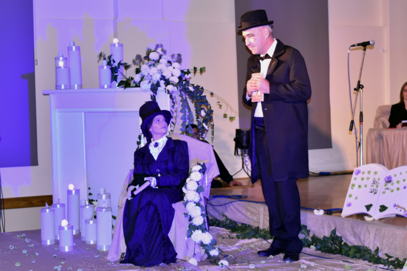 lenka gyuruje archiv foto