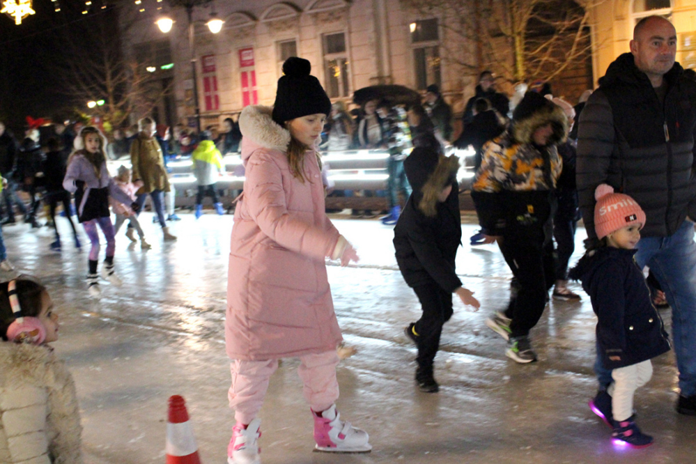 megnyilt a korcsolyapalya 2025 dec 23 5