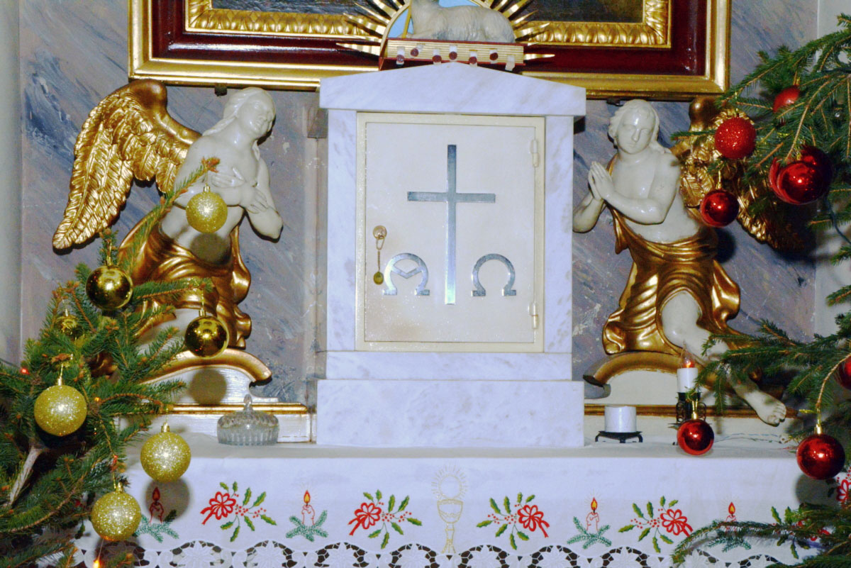 templom 2025 karacsony utan