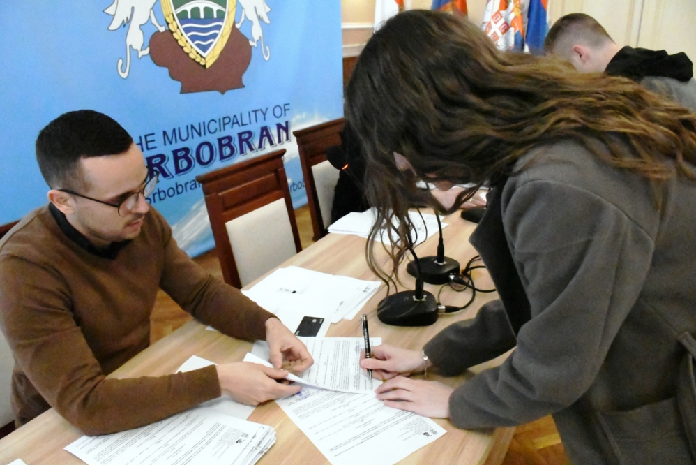 osztondij szerzodesek alairasa 2026 marc 12 7