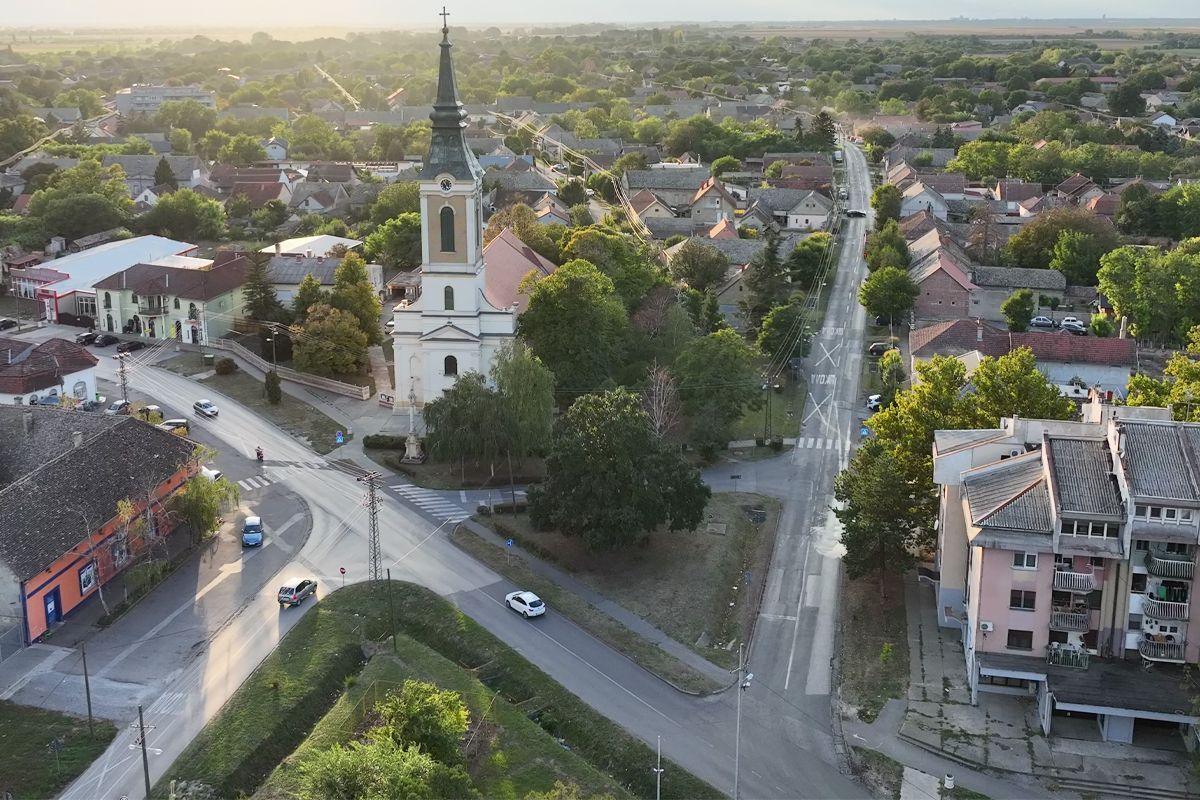 utkeresztezodes a templomnal 2026